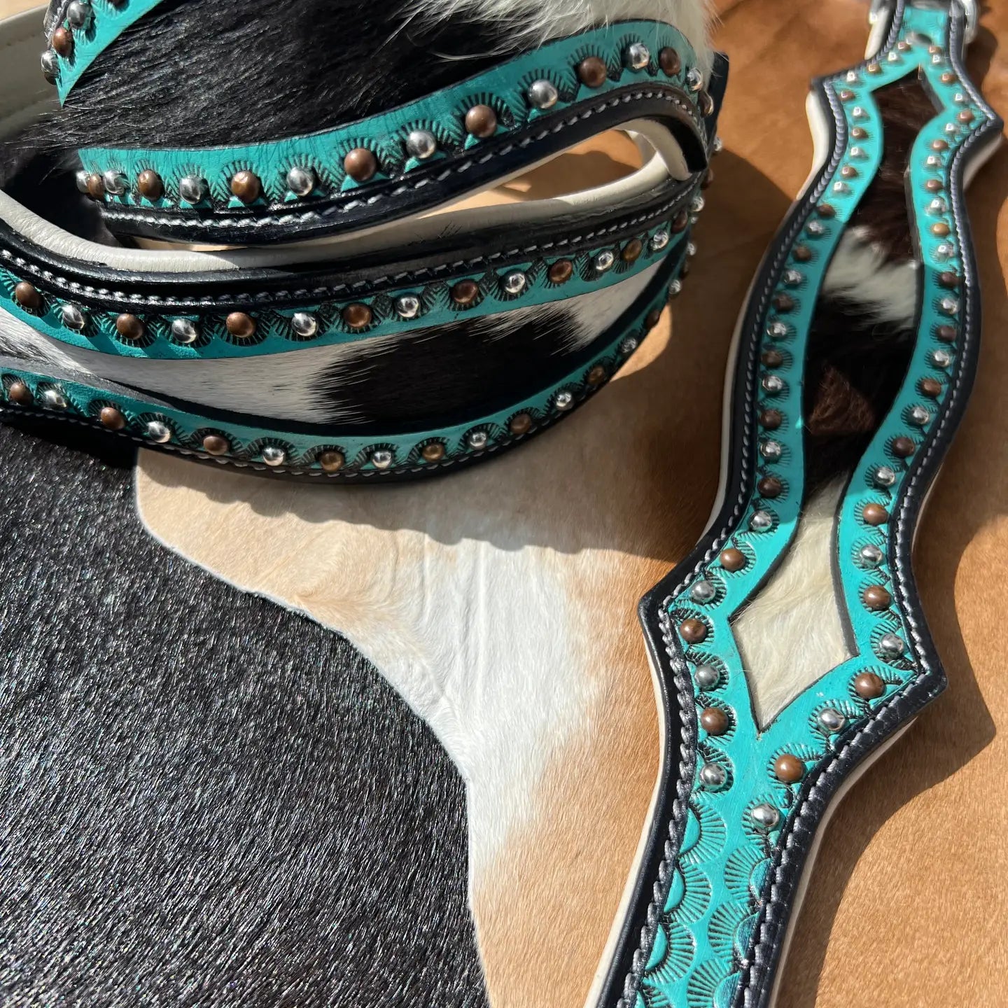 Western Hair On Cowhide Scalloped Turquoise Dog Collar